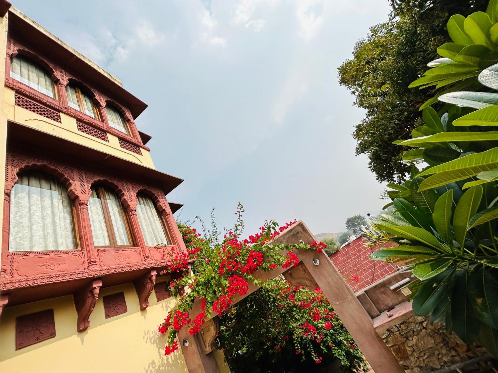 Adhbhut Hotel Jaipur Extérieur photo