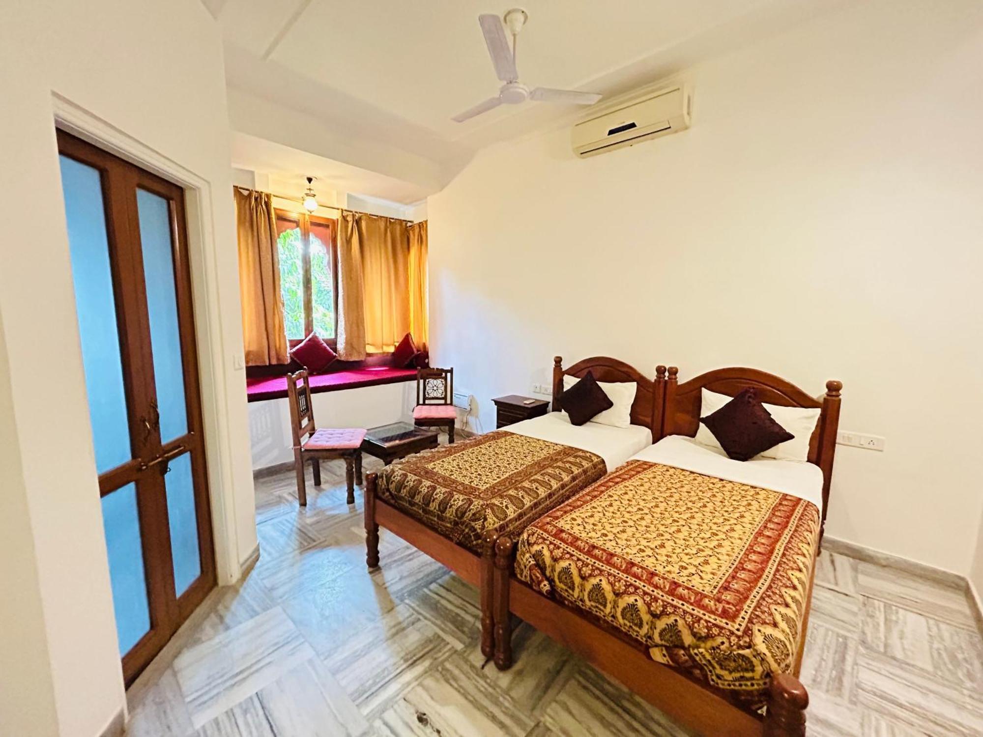 Adhbhut Hotel Jaipur Extérieur photo