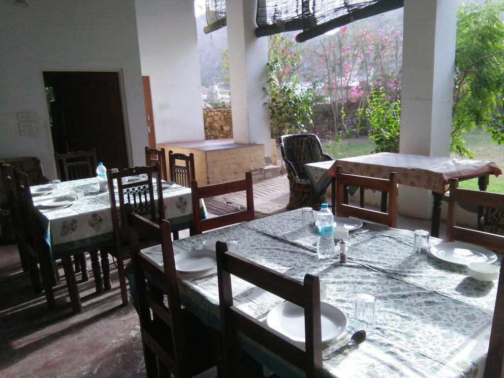Adhbhut Hotel Jaipur Extérieur photo