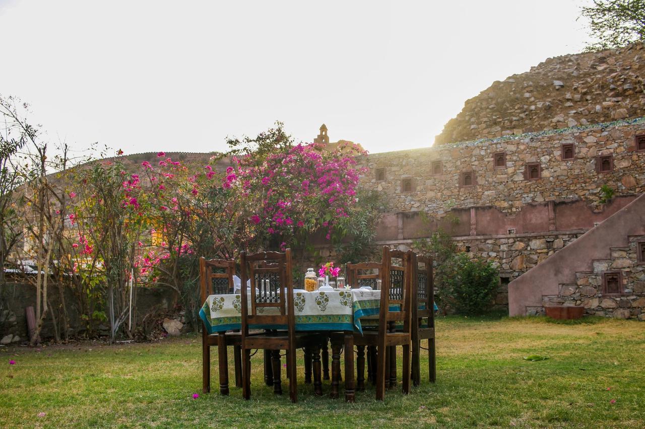 Adhbhut Hotel Jaipur Extérieur photo
